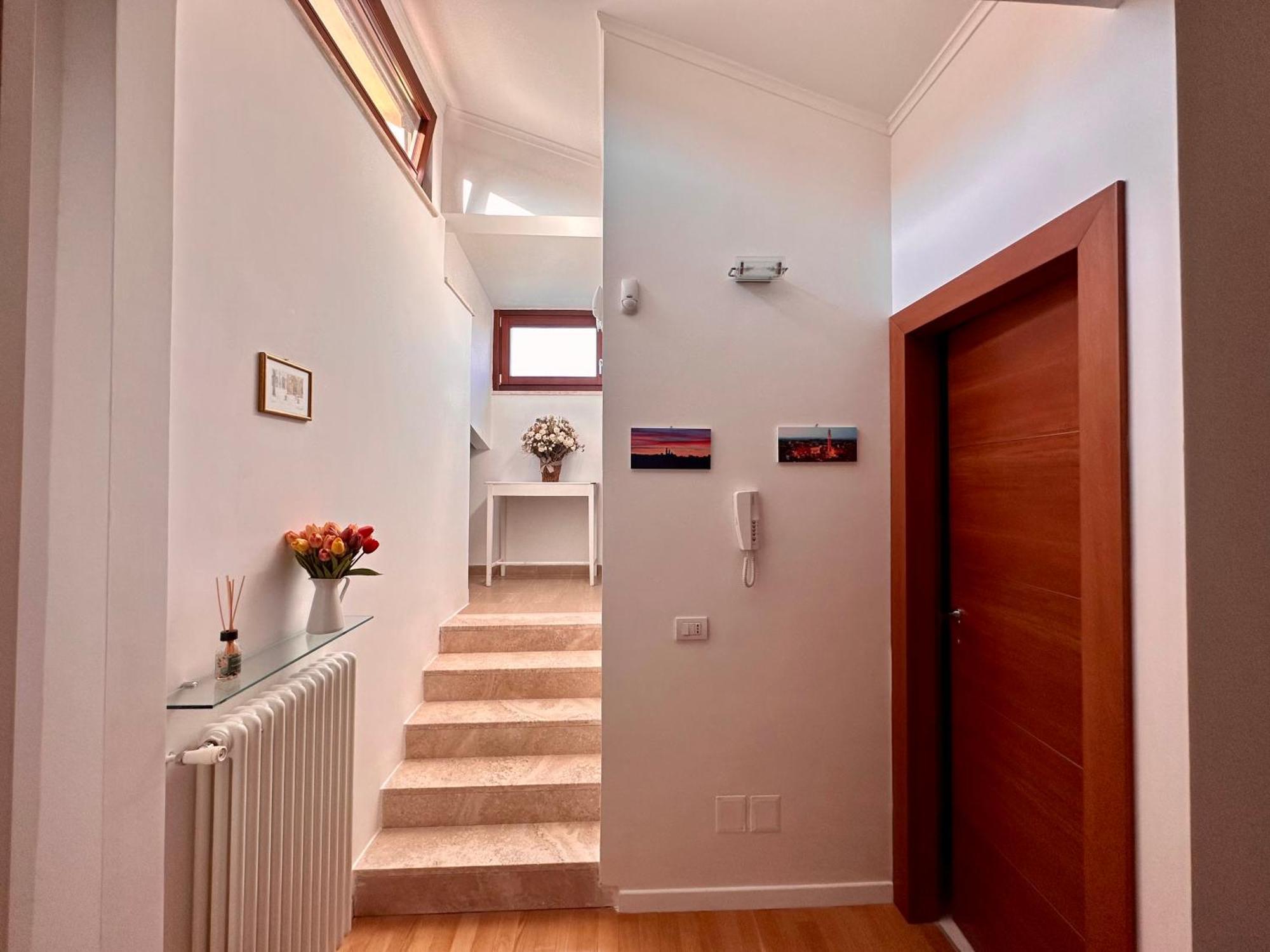 Sisters' Home - Appartamento Nel Centro Storico Con Terrazzo, Aria Condizionata E Vasca Da Bagno Siena Exterior foto